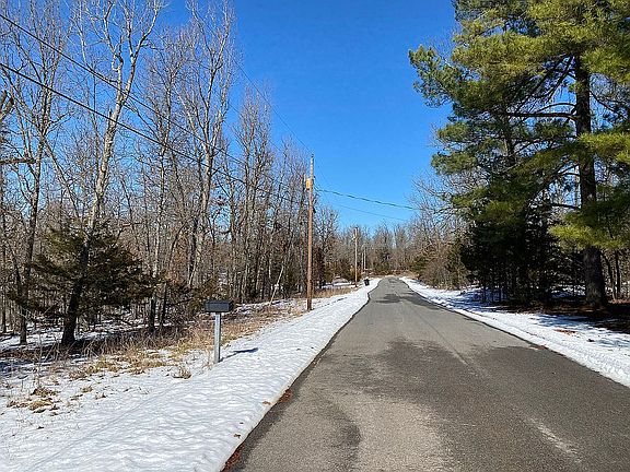 3rd image of 503 Circle High Dr