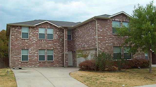 1st image of 805 Cavern Dr