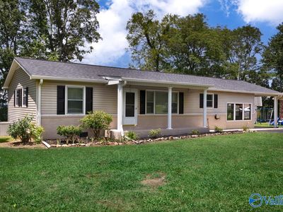 286 Ayers Cir, Grant, AL, 35747