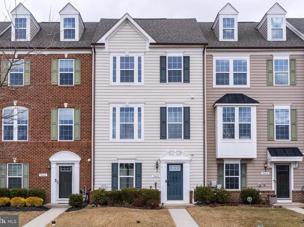 9462 Ballard Green Dr, Owings Mills, MD 21117