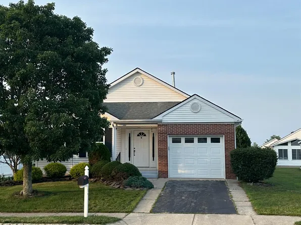 156 Prince Charles Dr, Toms River, NJ 08757