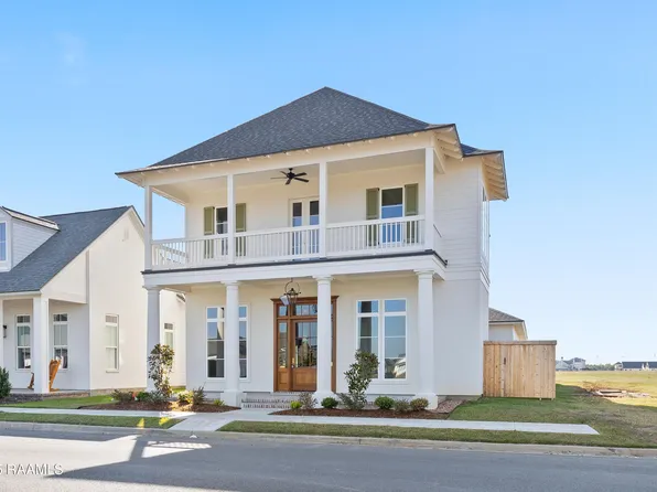 204 Oceans Blvd, Youngsville, LA 70592