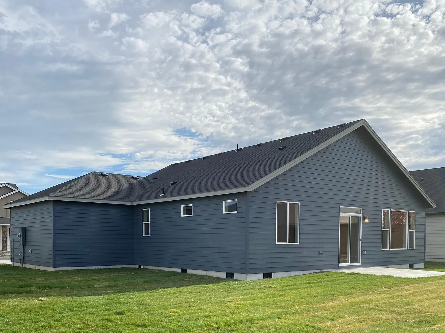 4742 W Hawk St — Photo 3