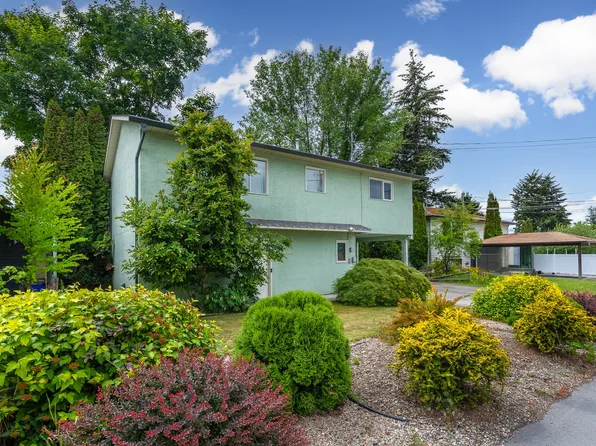 1812 46th Ave, Vernon, BC V1T 3P5