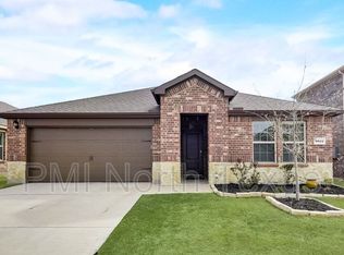 3922 Dickinson Ave, Aubrey, TX 76227