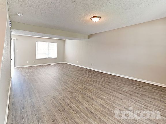 4th image of 1460 Egret Ln