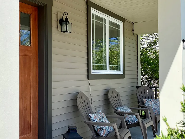 27 Central Ave — Photo 2