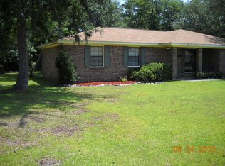 120 W Peach Ave, Kingsland, GA 31548