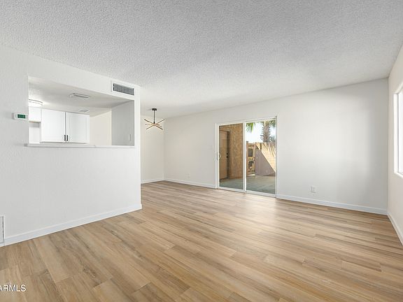 5th image of 4721 E JONES Avenue