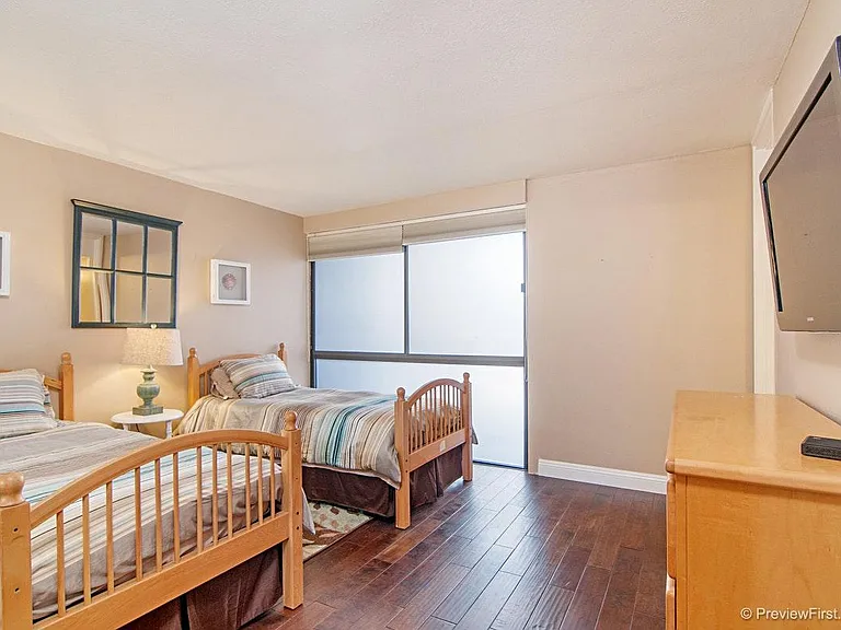 3916 Riviera Dr #403 — Photo 17