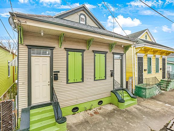 2nd image of 2514 Marais St