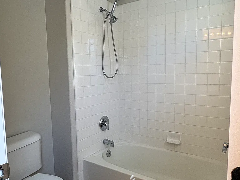 937 Mouton Cir — Photo 27