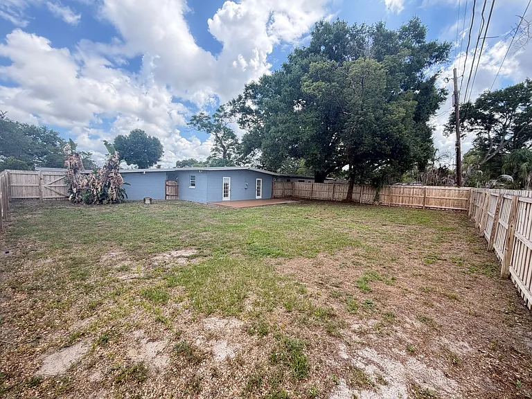 3612 Surrey Dr — Photo 30