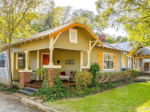 3rd image of 3735 El Campo Ave