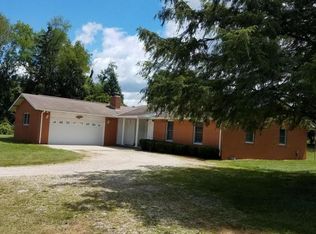 1028 Swans Rd NE, Newark, OH 43055