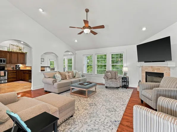 508 Middleton Dr, Ashland, MO 65010