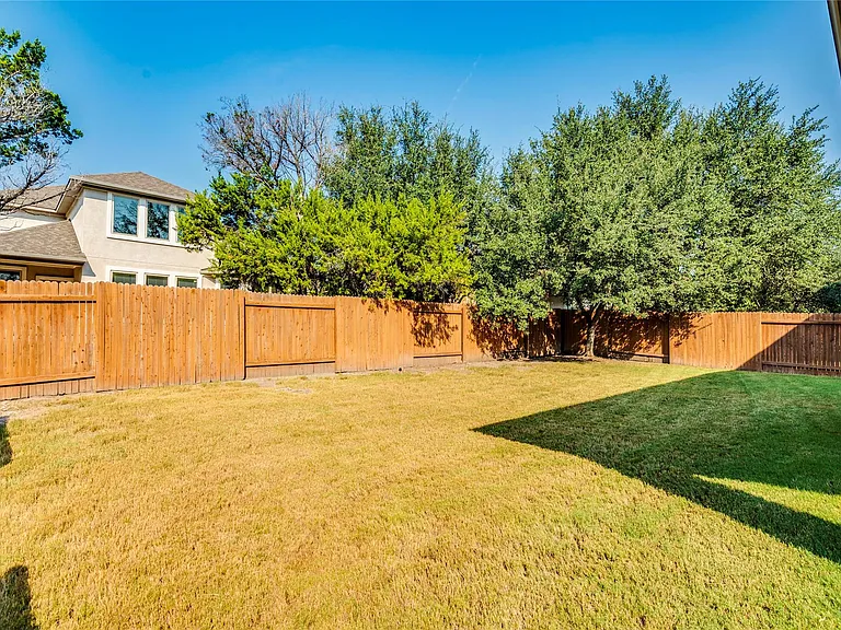 5728 Siragusa Dr — Photo 37