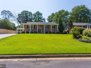 2215 Harbor Ter, Alexandria, VA 22308