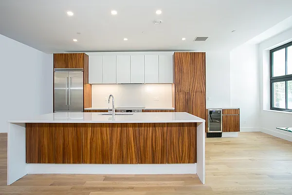 Rented by Bold New York | media 3