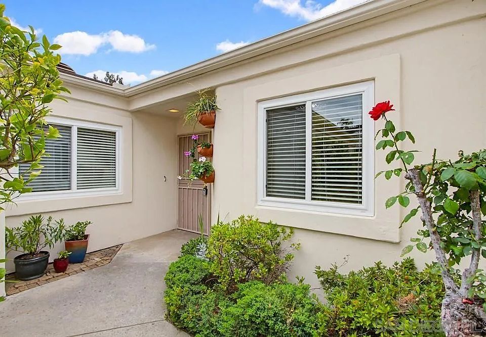 1st image of 29549 Circle R Greens Dr