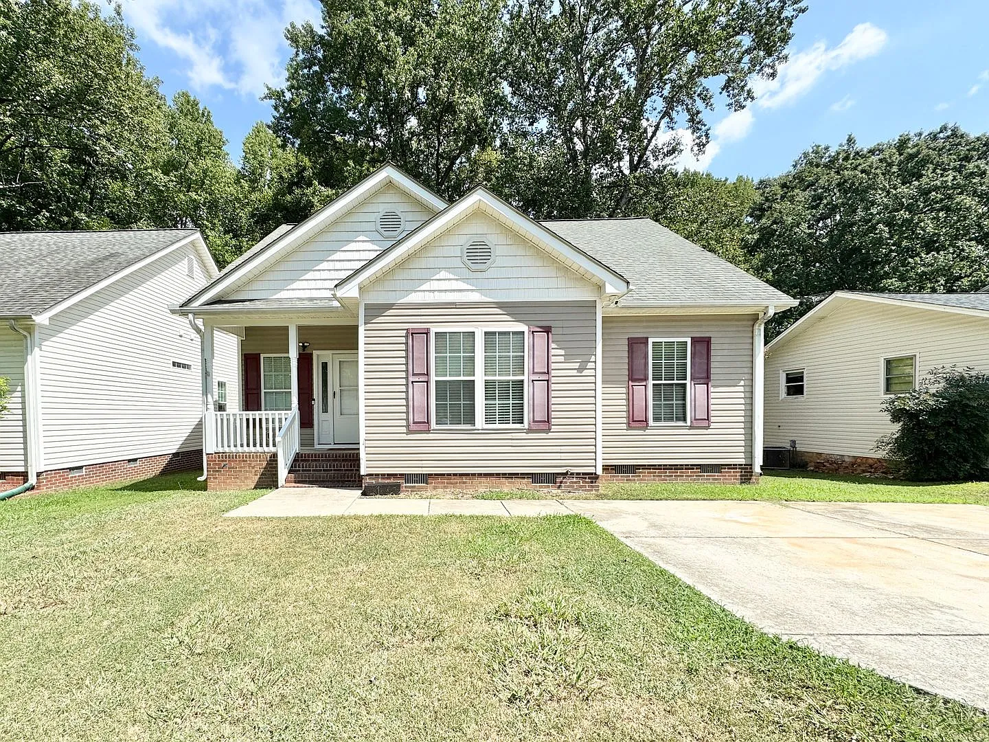 Renovated 3 Bedroom Off Pisgah Church Rd! — Photo 1