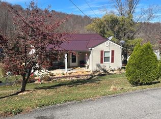 2716 Horton Rd, Bluefield, WV 24701