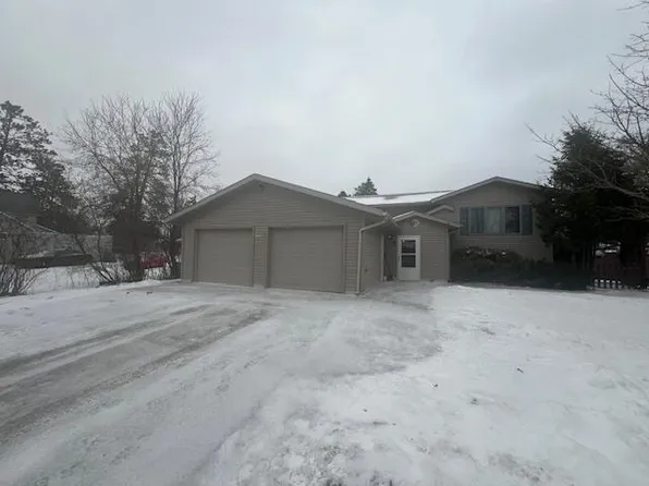 1718 Delton Ave NW, Bemidji, MN 56601