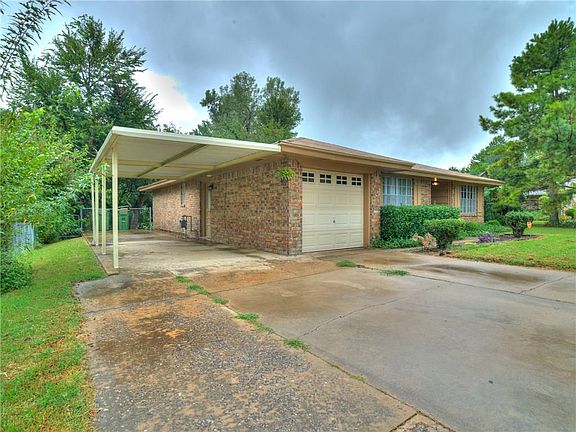 4th image of 900 Montreal Dr