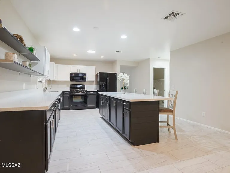 9267 N Red Diamond Ave — Photo 14
