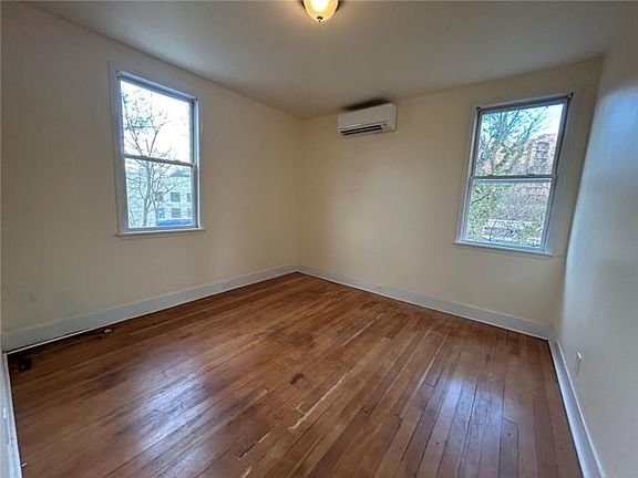3rd image of 52 Rogers St APT 2