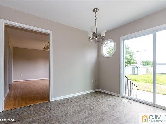 5th image of 53 Bordentown Tpke