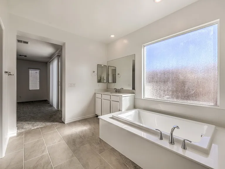 4445 Panoramic View Ave — Photo 22