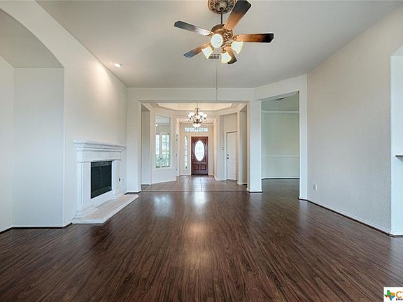 4th image of 205 S Lynnwood Trl