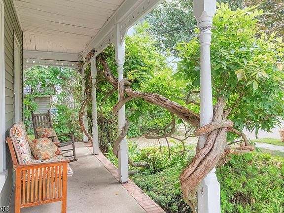 2nd image of 15 Williamson Ave