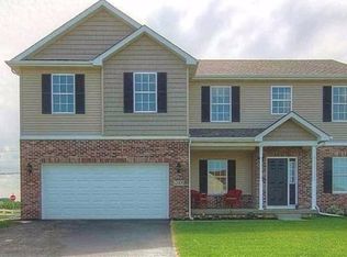 5830 Sienna St, Crown Point, IN 46307