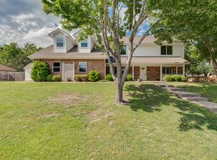 1221 Brazos Dr, Benbrook, TX 76126