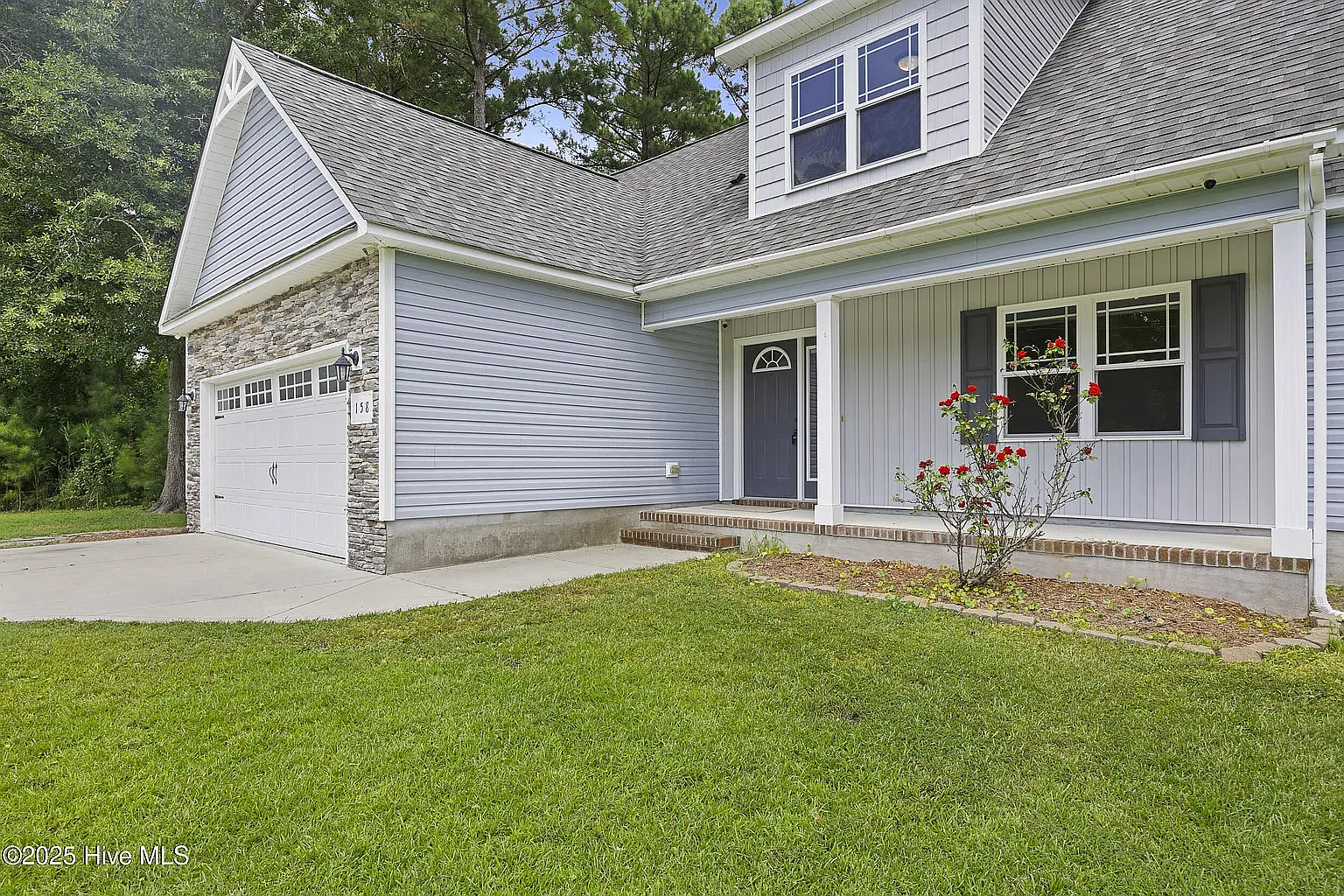 3 bed, 1872 sqft, $2,050 — Photo 3
