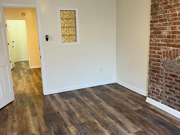 2nd image of 22003 Hempstead Ave Floor 2