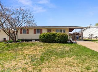 1340 Yaqui Dr, Florissant, MO 63031