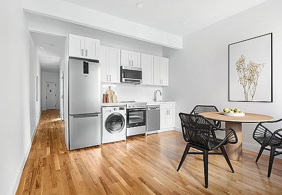 3rd image of 541 Bergen St #C2