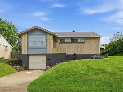 102 Dunbar Dr, Pittsburgh, PA, 15235