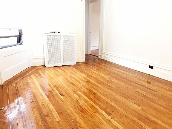 4th image of 4308 28th Ave APT 17