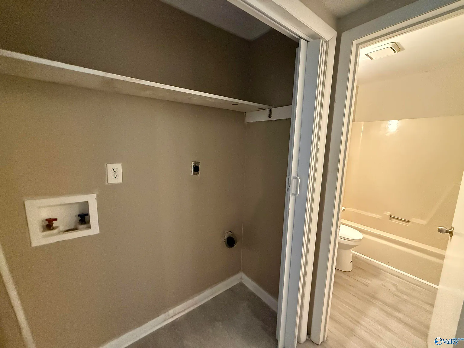 2 bed, 1.0 bath, 886 sqft, $795 — Photo 4
