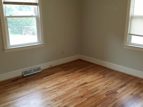 Bedroom #1