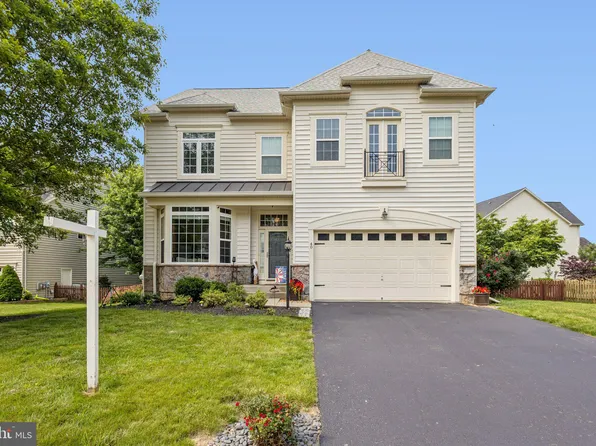 40 Manorwood Dr, Fredericksburg, VA 22406