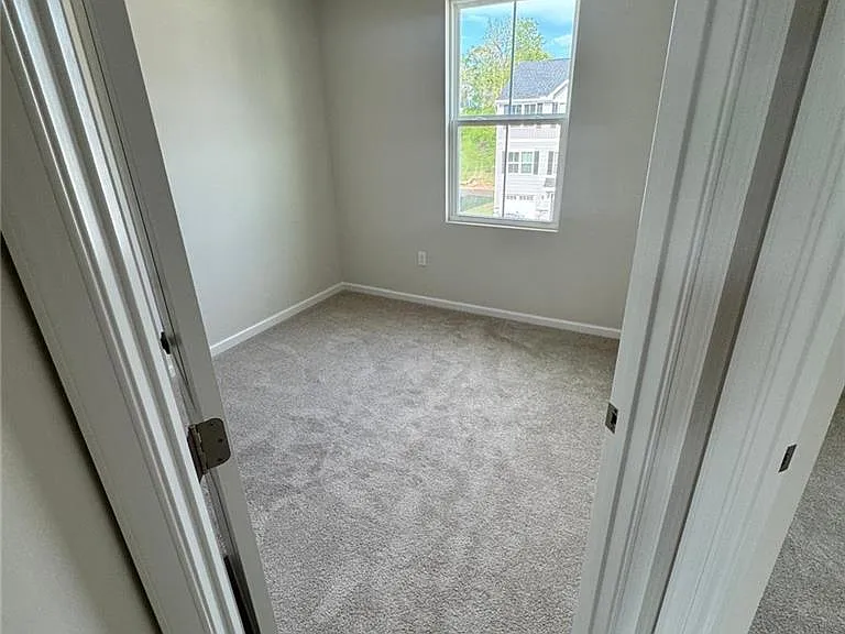 4034 Hemlock Ct — Photo 40