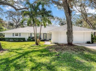 846 Riomar Dr, Vero Beach, FL 32963