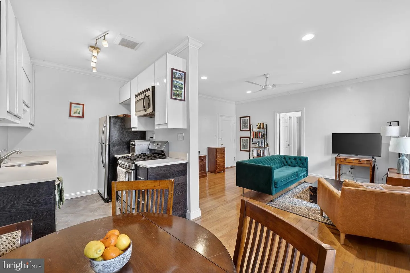 2325 42nd St NW APT 104 photo 1