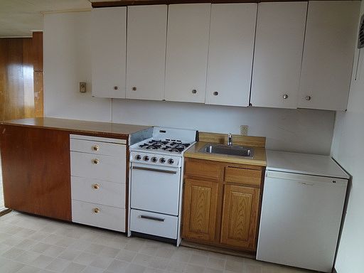 4th image of 1902 Rickert St APT 25