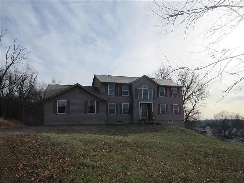 117 Plateau Blvd photo 1